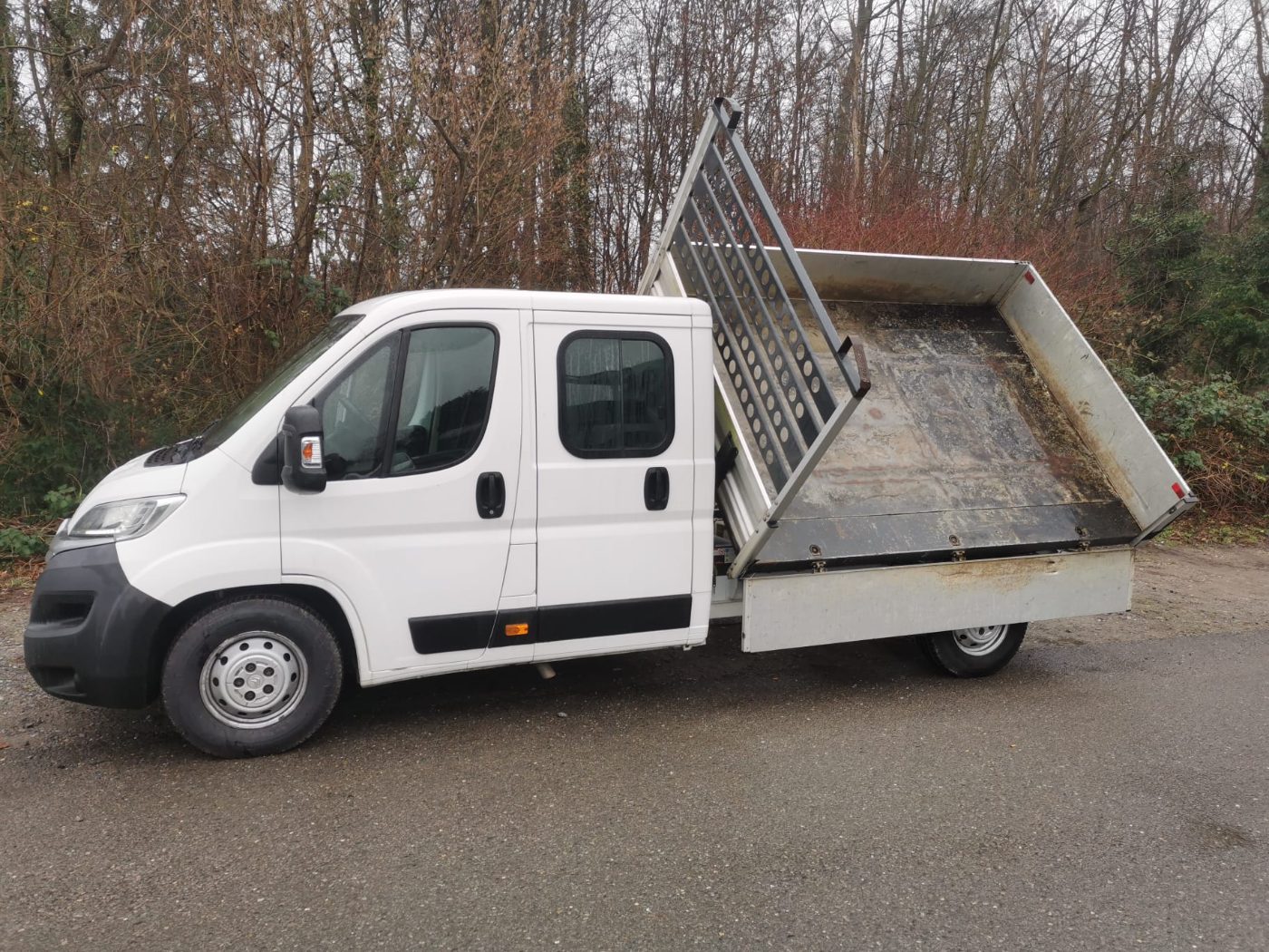 3-Seitenkipper mit Doppelkabine